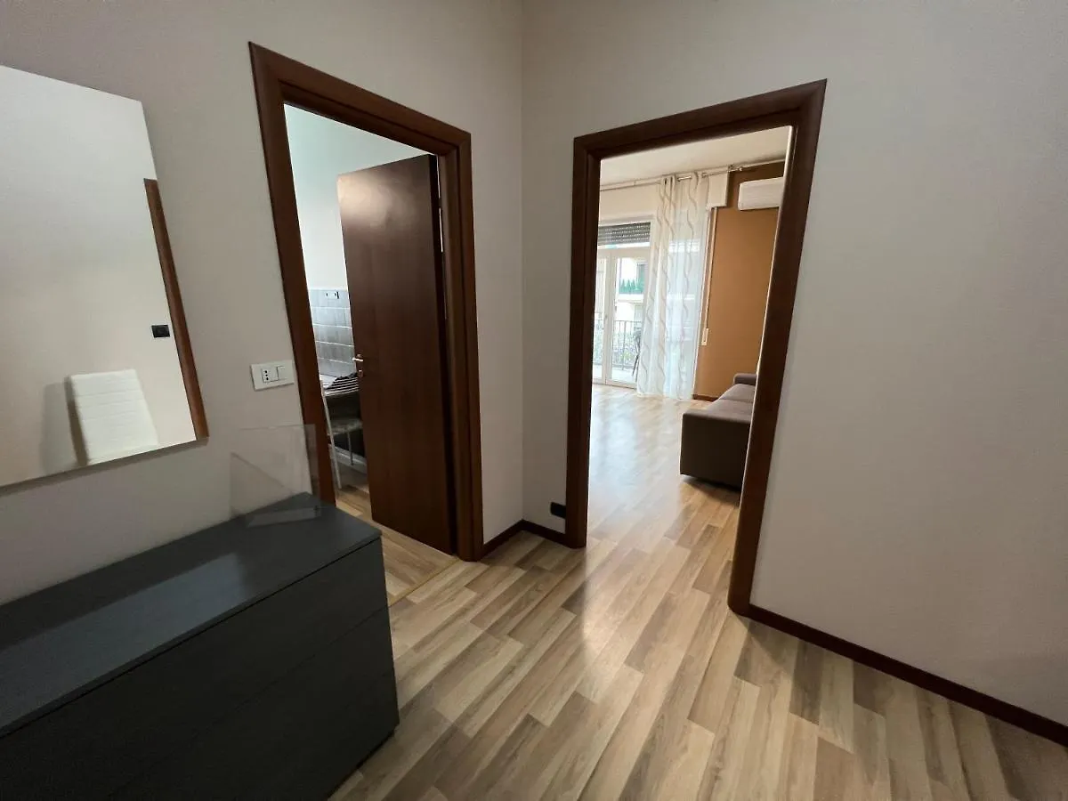 Orio Easy Relax 24H Airport 2 - Top Appartment Bergamo Italy
