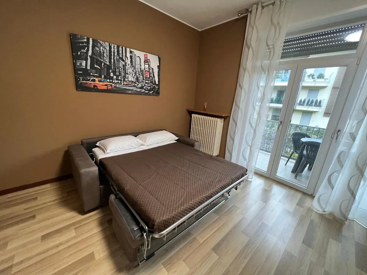 Orio Easy Relax 24H Airport 2 - Top Appartment Bergamo 0*,  Italy